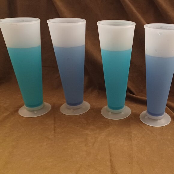 VTG Set 4 Plastic Footed Beer Pilsner Lager Glasses 9.5" Tall - Picture 2 of 2